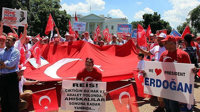 Turks, US Muslims protest attempted coup in Turkey 